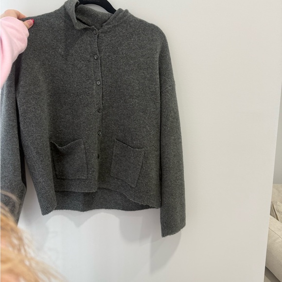 Abercrombie & Fitch Charcoal Sweater S - Picture 2 of 9